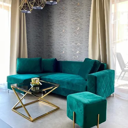 Hill - Kubinska Hola *