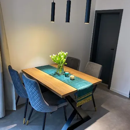 Hill - Kubinska Hola