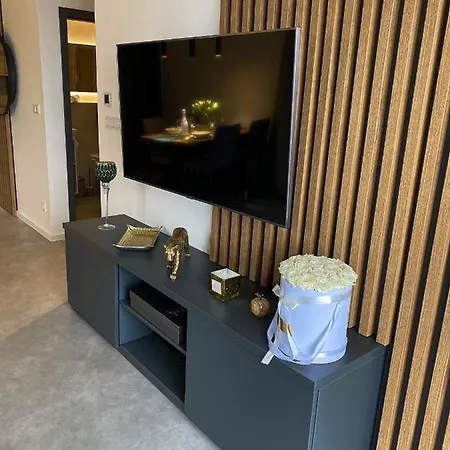 Hill - Kubinska Hola