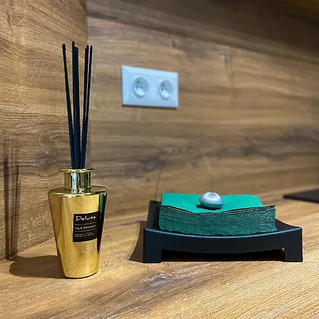 Hill - Kubinska Hola * Benova Lehota