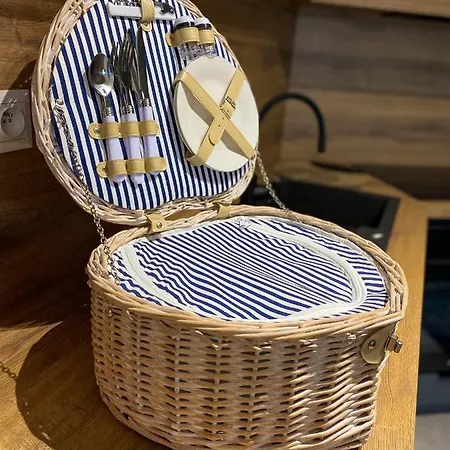 Hill - Kubinska Hola *